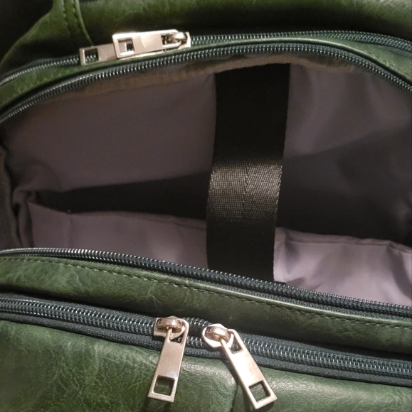 SolePremise Emerald Luciano Leather Luxury Backpack for Men/Women - Picture 6 of 6